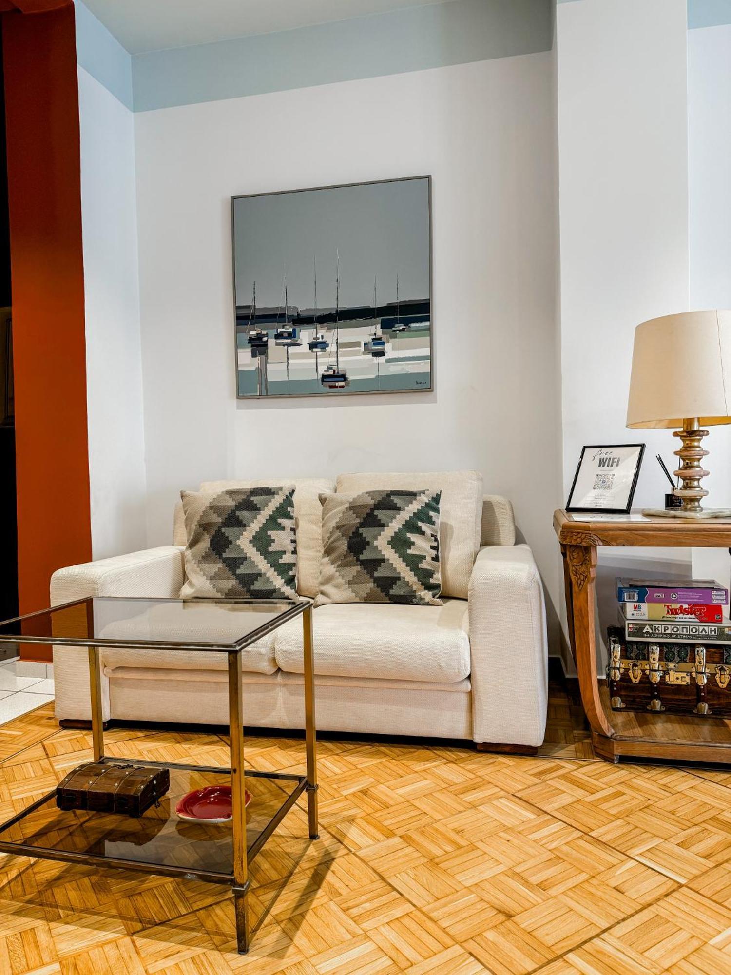 Apartment Near Metro + Port Piraeus Bagian luar foto